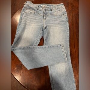 **LIKE NEW** Old Navy Skinny Jeans